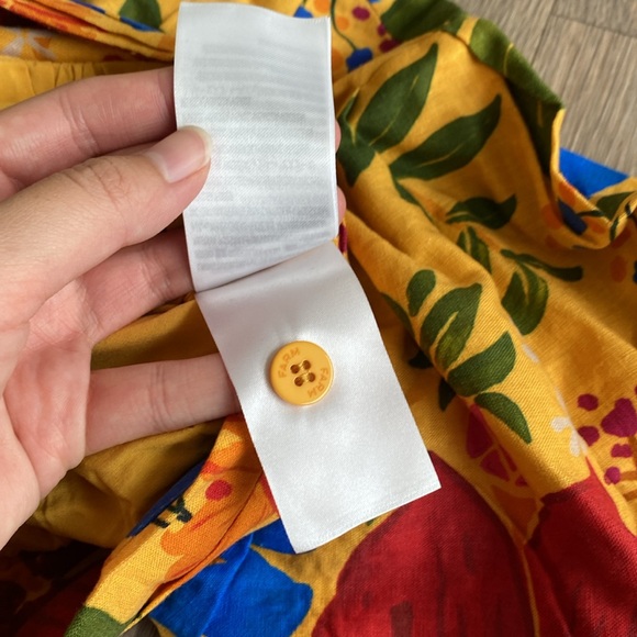 Farm Rio Yellow Floral Crop Top - Picture 9 of 13